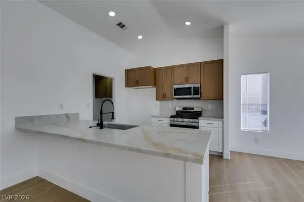 3013 Robincrest Court, North Las Vegas, NV 89031