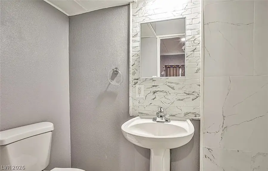 15 Washington Way, Henderson, NV 89015 - #2