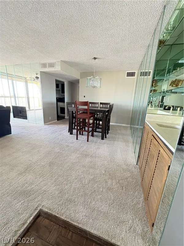 750 S Royal Crest Circle #351, Las Vegas, NV 89169