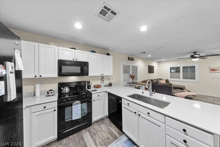 8929 Braided Yarn Avenue, Las Vegas, NV 89149 - #3