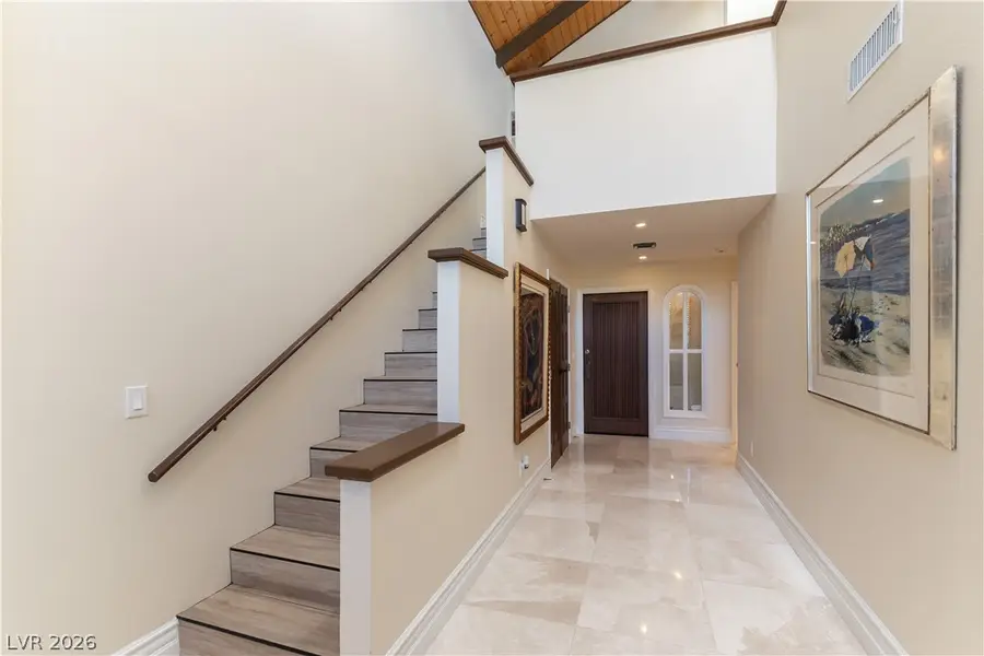 2845 Queens Courtyard Drive, Las Vegas, NV 89109 - #3