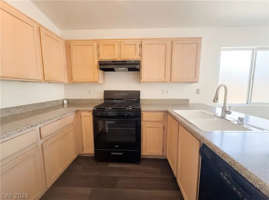 1920 Garnet Gable Avenue, Las Vegas, NV 89106 - #2
