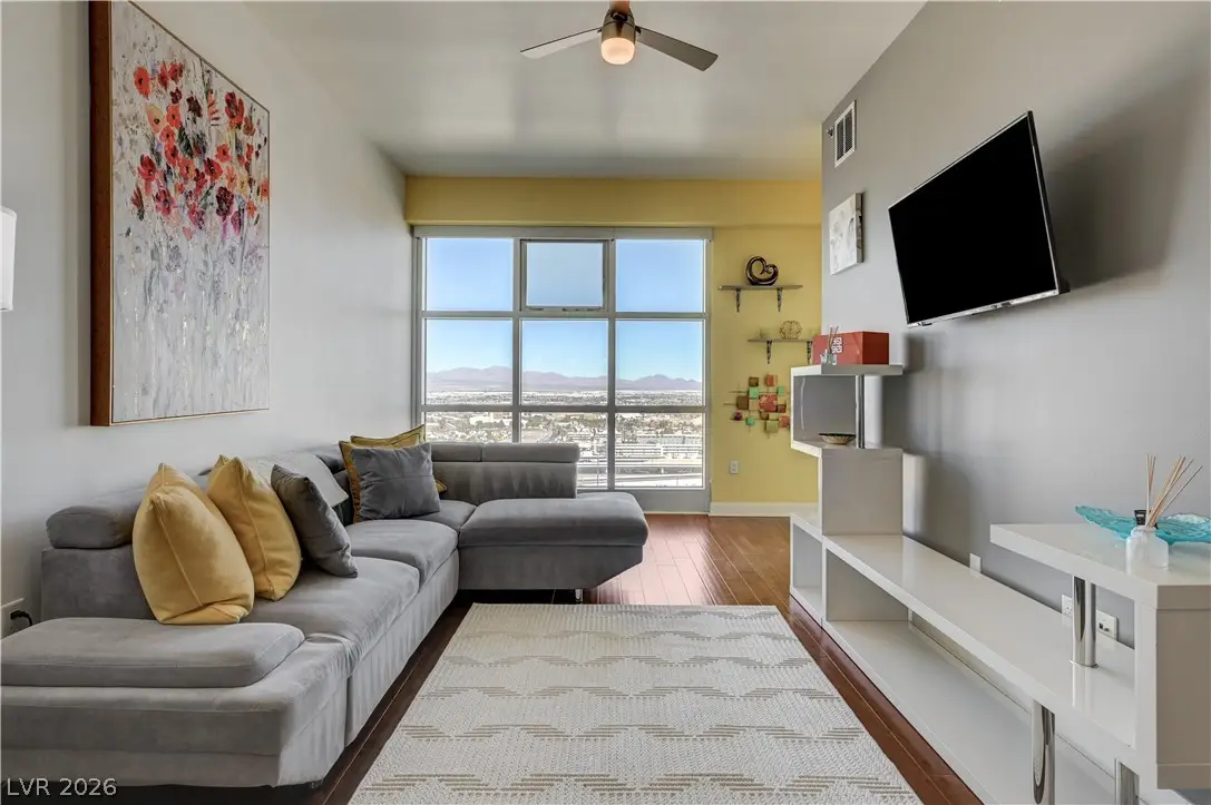 150 N Las Vegas Boulevard #2002, Las Vegas, NV 89101 - #1