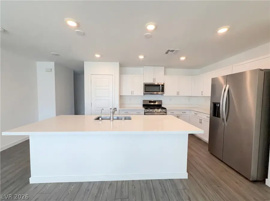 4250 Vivenda Street #1, Las Vegas, NV 89115 - #2