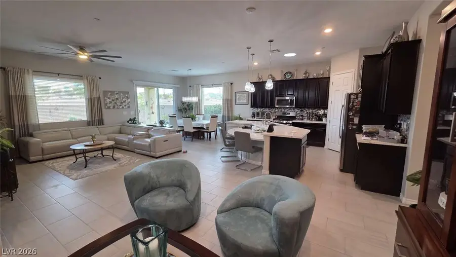 652 Longfeather Street, Henderson, NV 89011 - #2