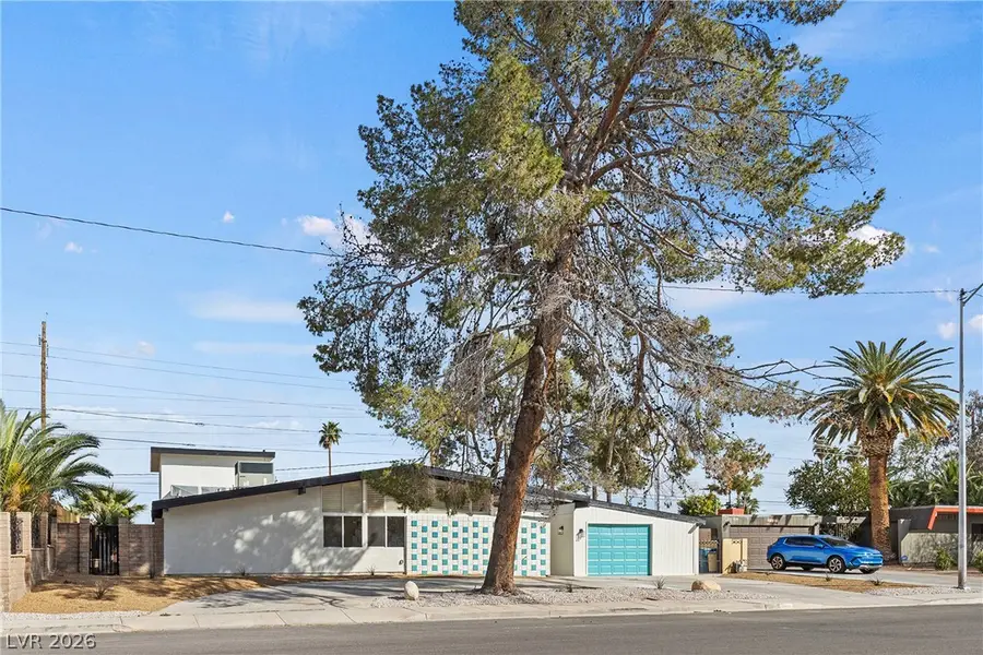 3368 Nahatan Way, Las Vegas, NV 89169 - #3