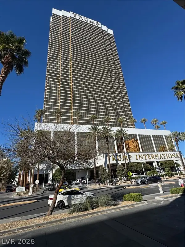 2000 N Fashion Show Drive #2102, Las Vegas, NV 89109