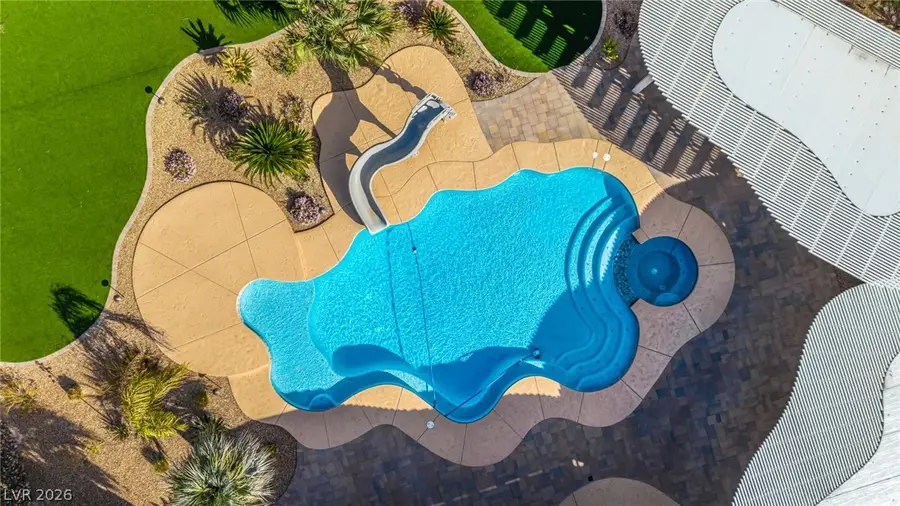 7840 Thunder Echo Street, Las Vegas, NV 89131 - #2