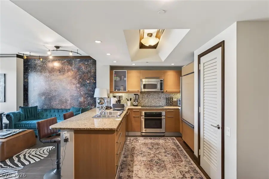 322 Karen Avenue #204, Las Vegas, NV 89109 - #3