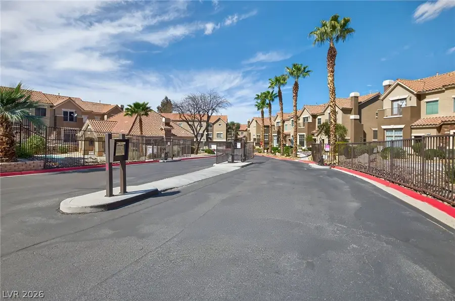 2752 Fountain Vista Lane, Henderson, NV 89074 - #2