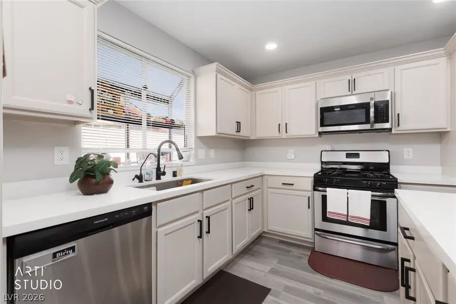 105 N Cimarron Road, Las Vegas, NV 89145 - #3