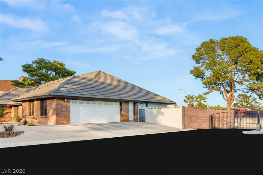 2713 S Miller Lane, Las Vegas, NV 89117 - #2