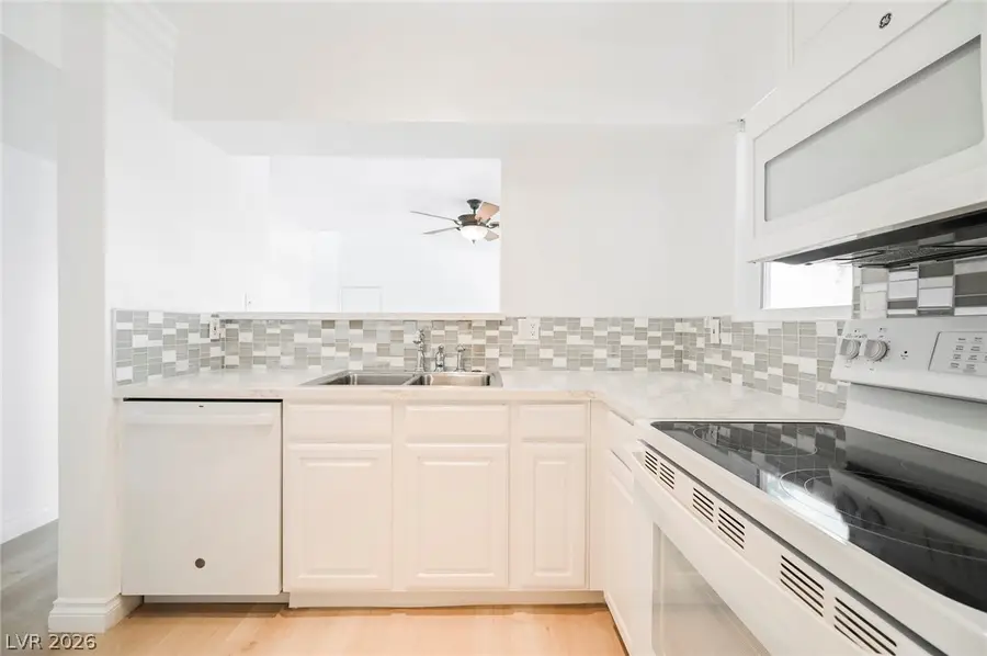 8101 W Flamingo Road #2041, Las Vegas, NV 89147 - #3