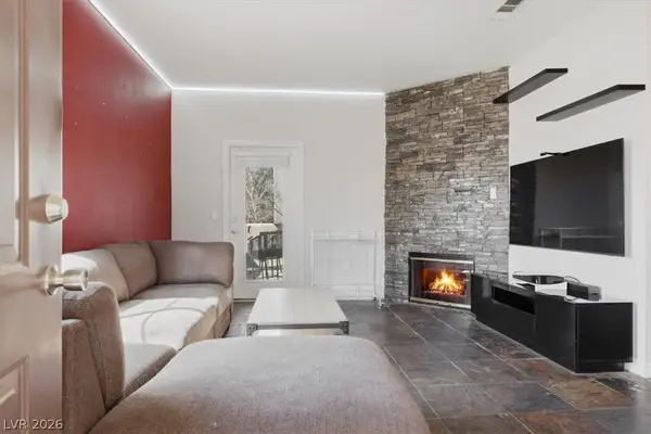 5250 S Rainbow Boulevard #2038, Las Vegas, NV 89118