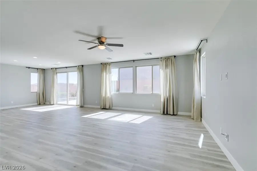 5885 W Agate Avenue, Las Vegas, NV 89139 - #3