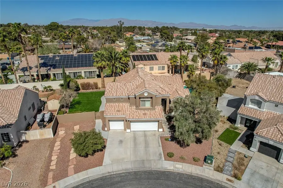6730 Irish Sea Avenue, Las Vegas, NV 89146 - #2