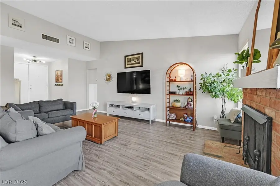 6808 Selkirk Circle, Las Vegas, NV 89108 - #3