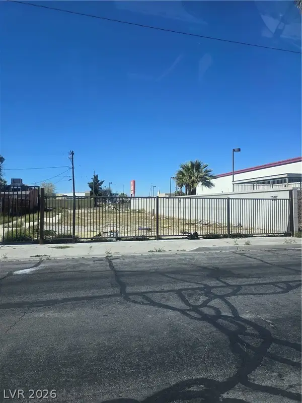1903 Roosevelt Street, North Las Vegas, NV 89030