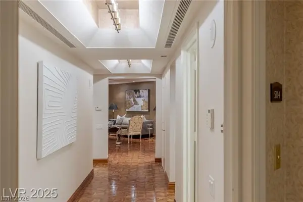 2877 Paradise Road #504, Las Vegas, NV 89109