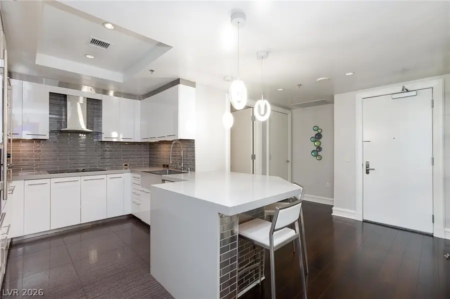 2700 Las Vegas Boulevard #3102, Las Vegas, NV 89109 - #3