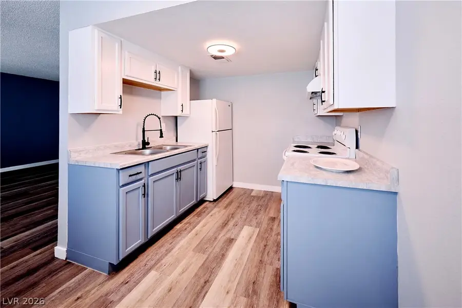 3801 Daisy Street #42, Las Vegas, NV 89119 - #2