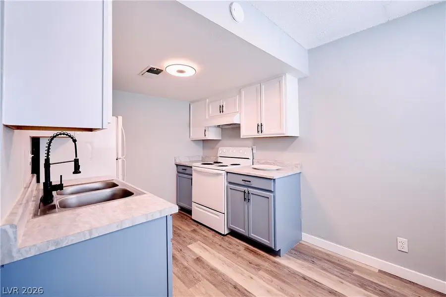 3801 Daisy Street #42, Las Vegas, NV 89119 - #3