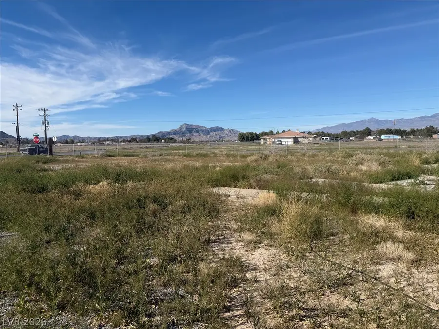 521 S Woodchips Road, Pahrump, NV 89048 - #3