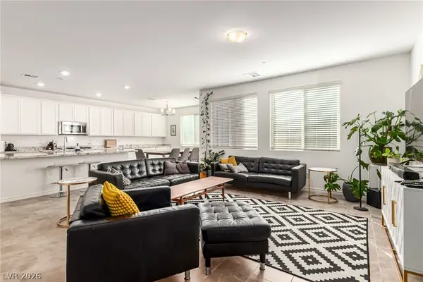 905 Sycamore Falls Street, Henderson, NV 89052