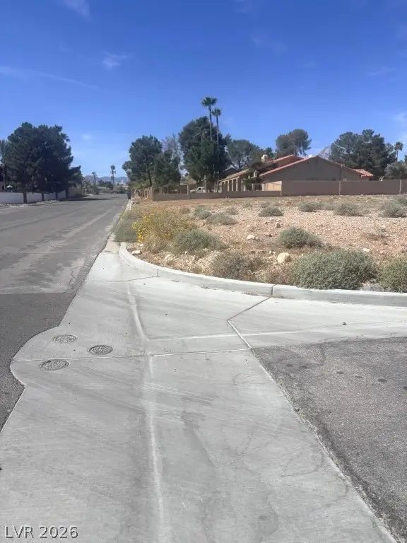 3845 S Pioneer Avenue, Las Vegas, NV 89107 - #3