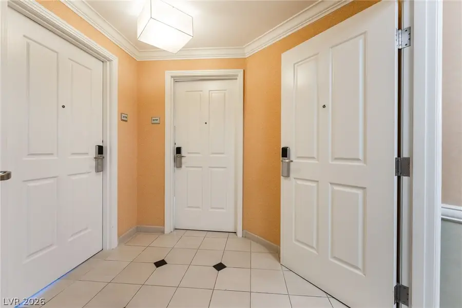 135 E Harmon Avenue #2317, Las Vegas, NV 89109 - #2