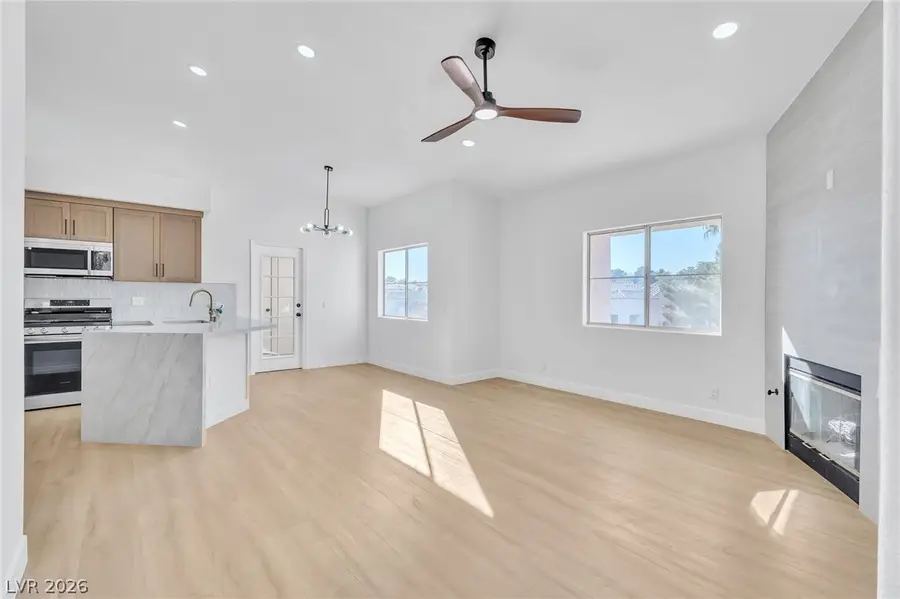 5225 W Reno Avenue #210, Las Vegas, NV 89118 - #3