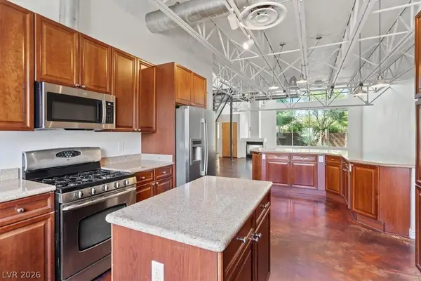 5603 Deer Creek Falls Court, Las Vegas, NV 89118