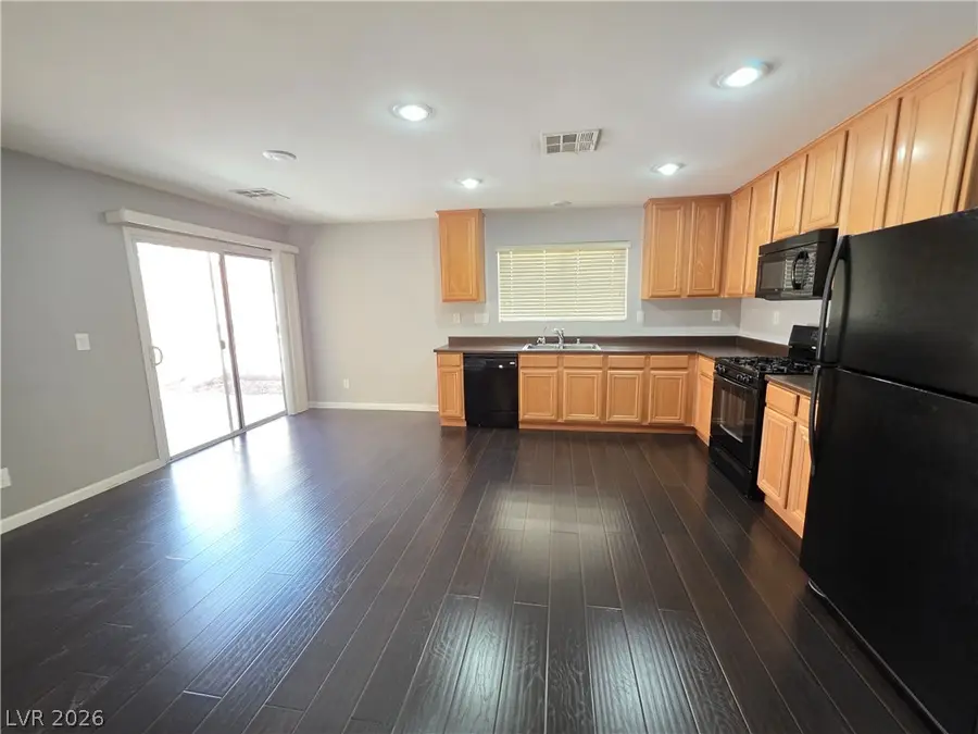 80 Lockheed Avenue, Las Vegas, NV 89183 - #3