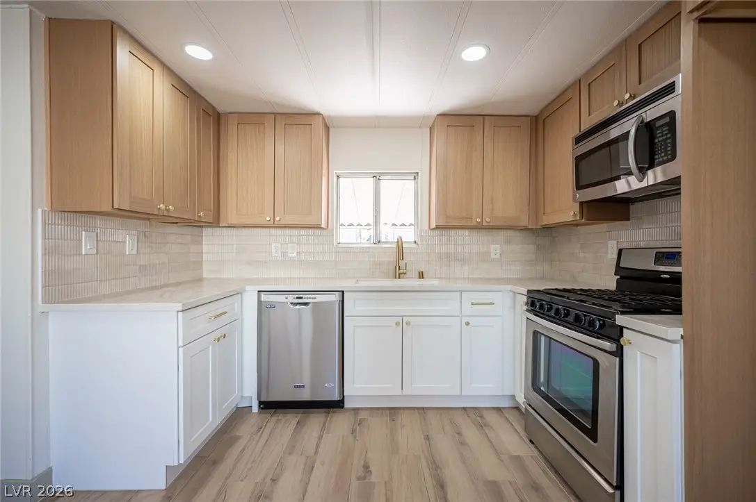 3486 Haleakala Drive, Las Vegas, NV 89122 - #1