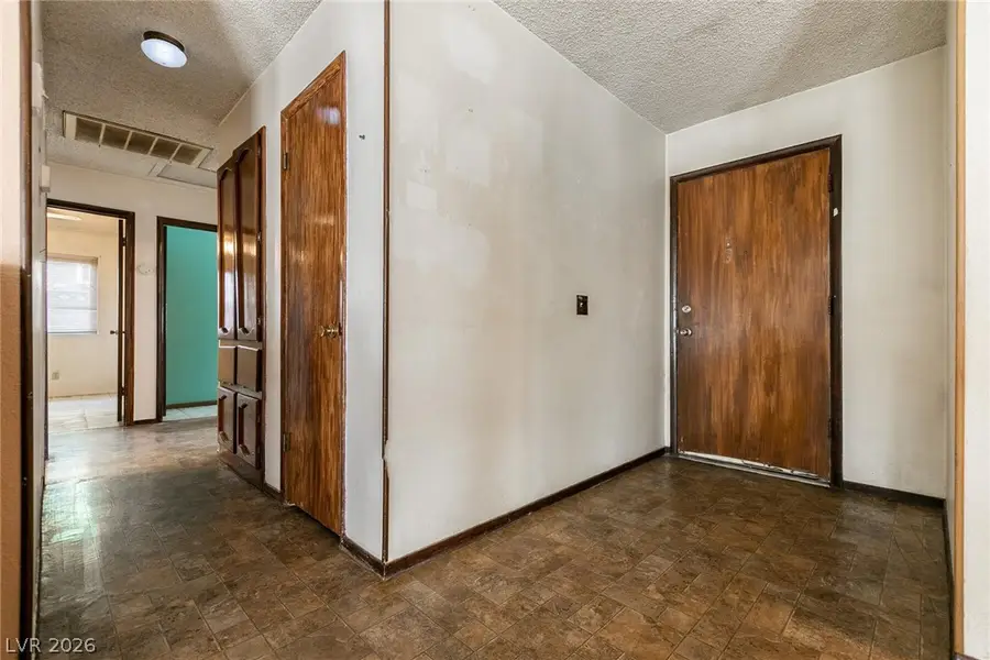 5259 Chattanooga Avenue, Las Vegas, NV 89122 - #3