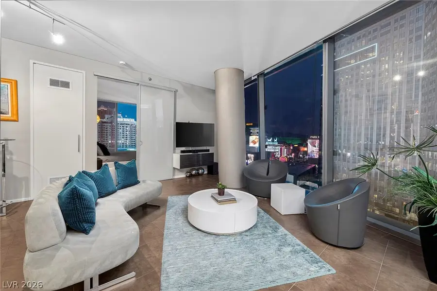 3722 S Las Vegas Boulevard #802, Las Vegas, NV 89158 - #3