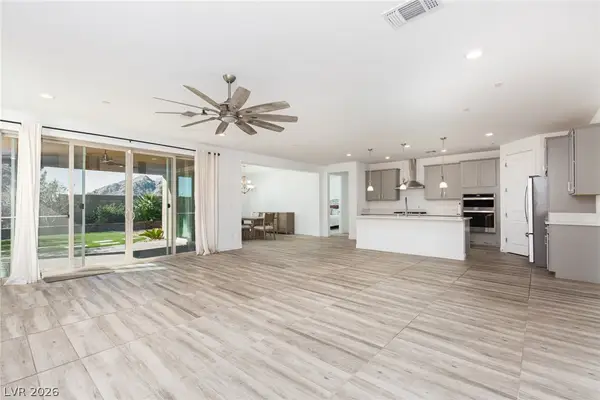 10935 Gardenova Avenue, Las Vegas, NV 89166