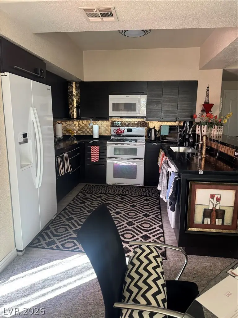 1501 Truett Street #204, Las Vegas, NV 89128 - #3