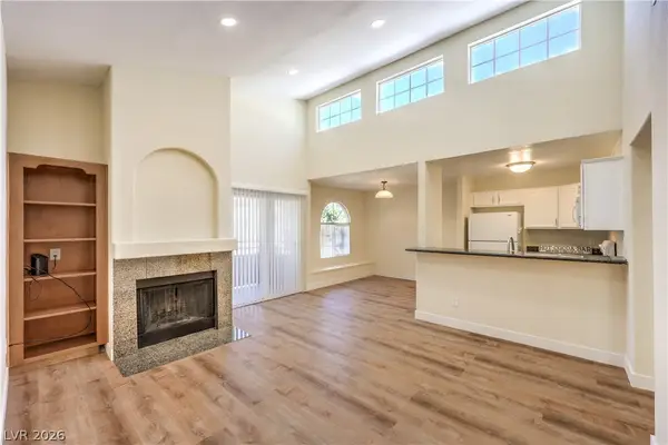 9325 W Desert Inn Road #203, Las Vegas, NV 89117