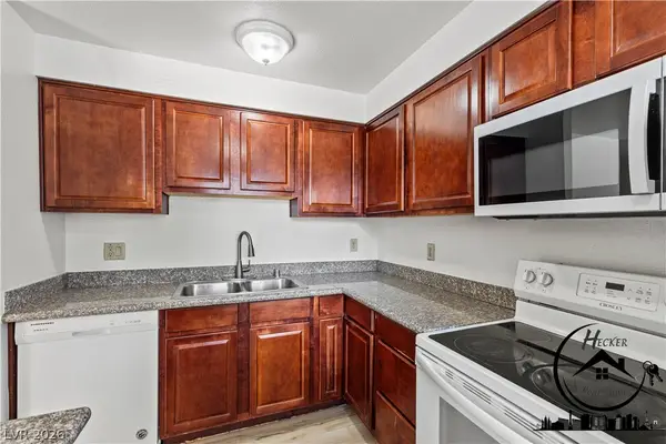 5383 Indian River Drive #320, Las Vegas, NV 89103