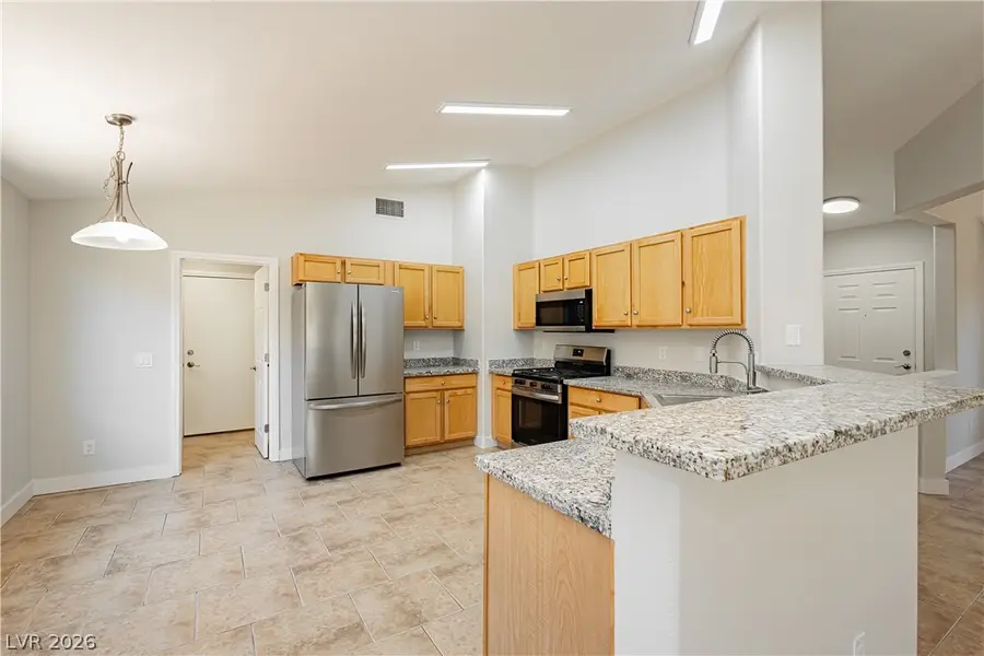 5657 Harbour Pointe Avenue, Las Vegas, NV 89122 - #3