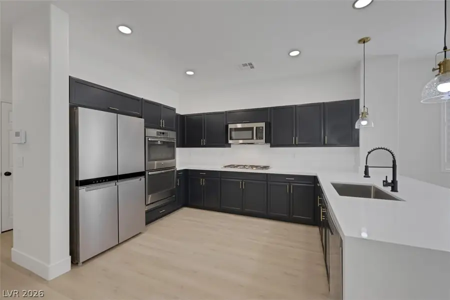 7035 Thistle Ridge Street, Las Vegas, NV 89166 - #3