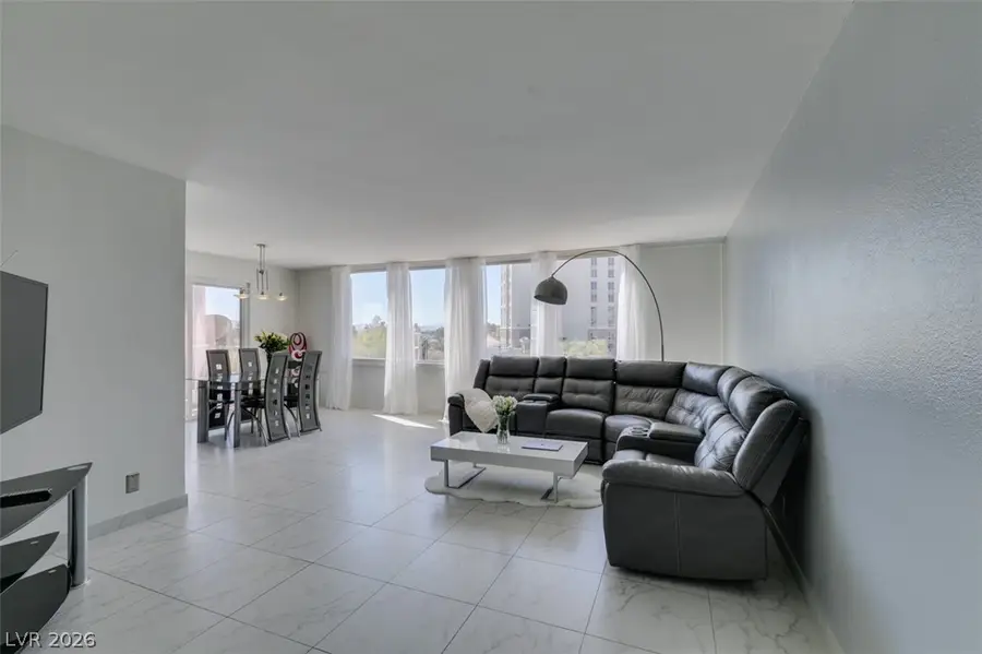 205 E Harmon Avenue #511, Las Vegas, NV 89169 - #3