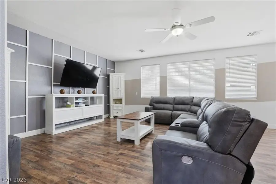 8641 Vivid Violet Avenue, Las Vegas, NV 89143 - #3