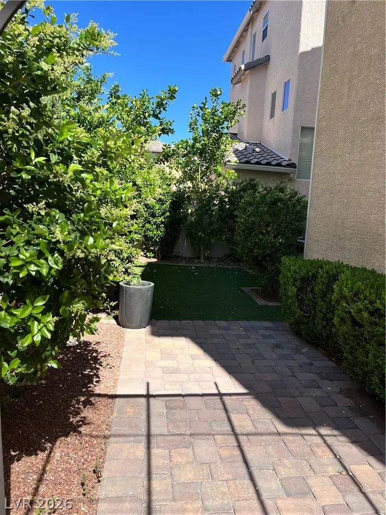 10261 Ladybug Bend Street, Las Vegas, NV 89183 - #3