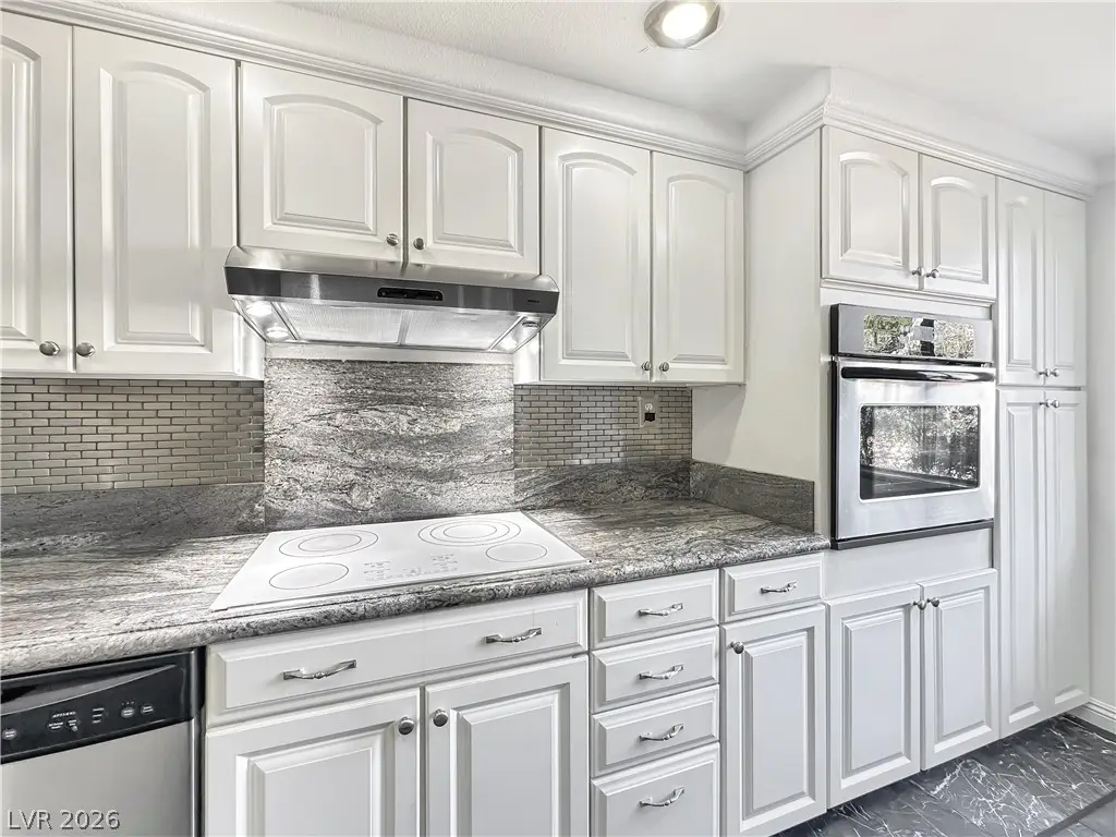 730 S Royal Crest Circle #424, Las Vegas, NV 89169 - #1