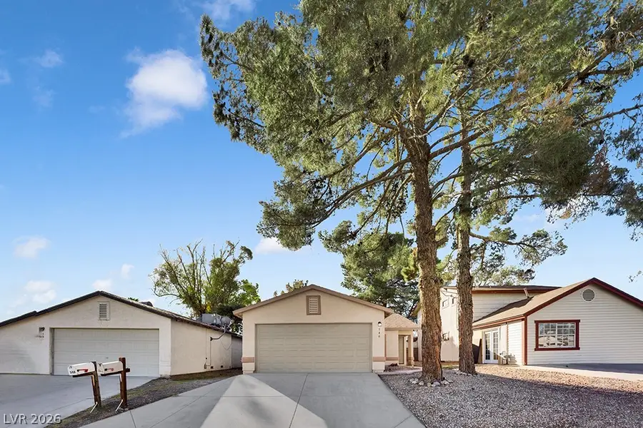 546 Grimsby Avenue, Henderson, NV 89014 - #2