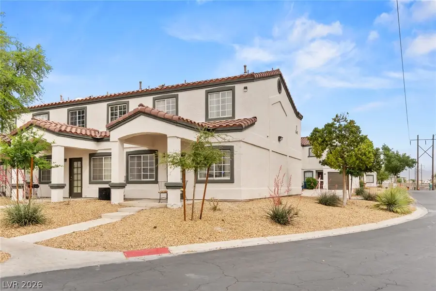 5330 E Charleston Boulevard #35, Las Vegas, NV 89142 - #2