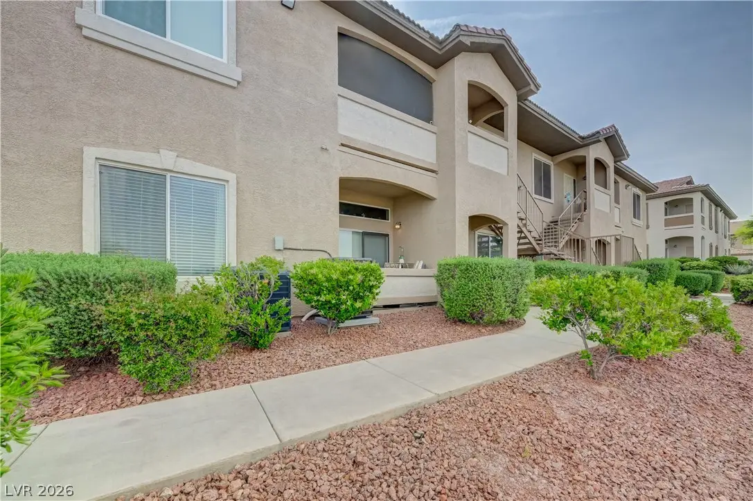 2305 W Horizon Ridge Parkway #613, Henderson, NV 89052 - #1