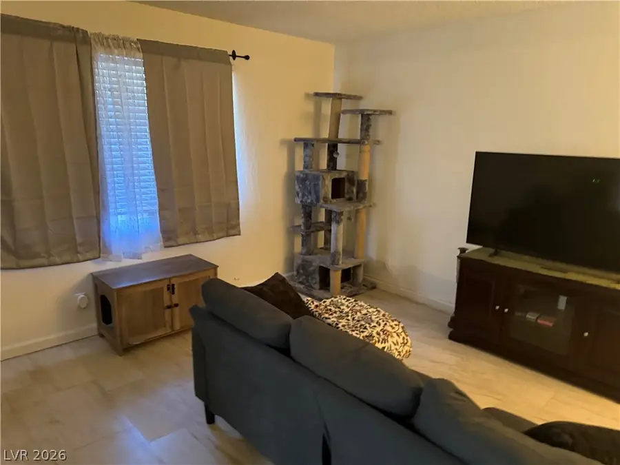 2080 Karen Avenue #15, Las Vegas, NV 89169 - #2
